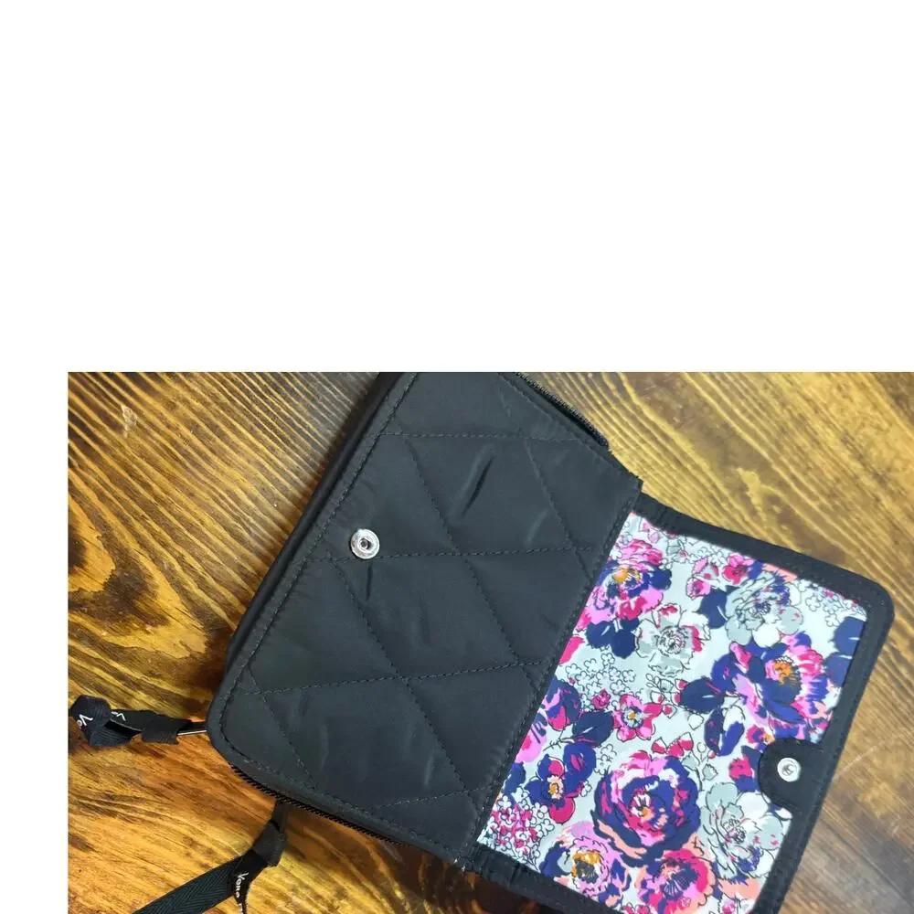 Vera Bradley Black Wallet - Picture 5 of 8